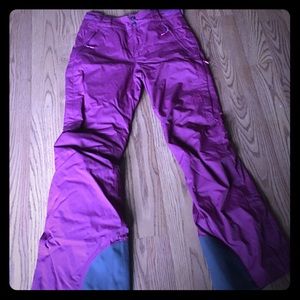 Mountain Hardwear NWT Snow/Ski Pants